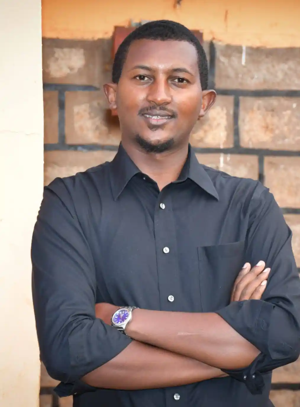 Dalle Abraham is a writer from Marsabit County in Northern Kenya whose work explores the region’s fractured histories and spirited cultures. His nonfiction essays and stories have appeared in Errant Journal, Adda, Debunk, Chimurenga Chronic, Jalada, and Kwani?, and he writes regularly for The Elephant. A Caine Prize and Kwani? Workshop alumnus, Dalle is currently at work on a number of book length projects.